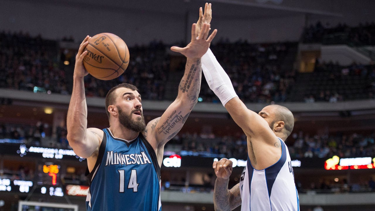 Easing his pain: Wolves might sit out Pekovic on occasion